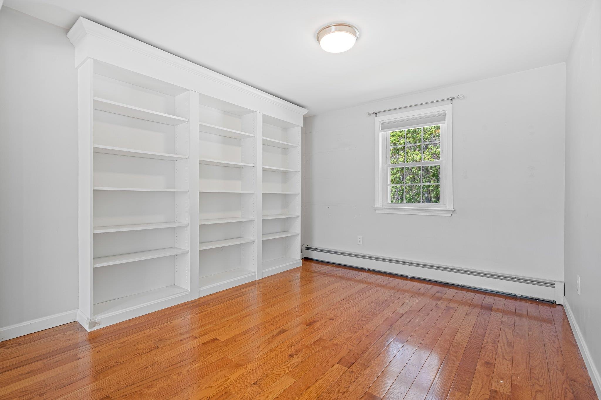 50 Lansdown Street Manchester, NH 03103 - Photo 7 of 58