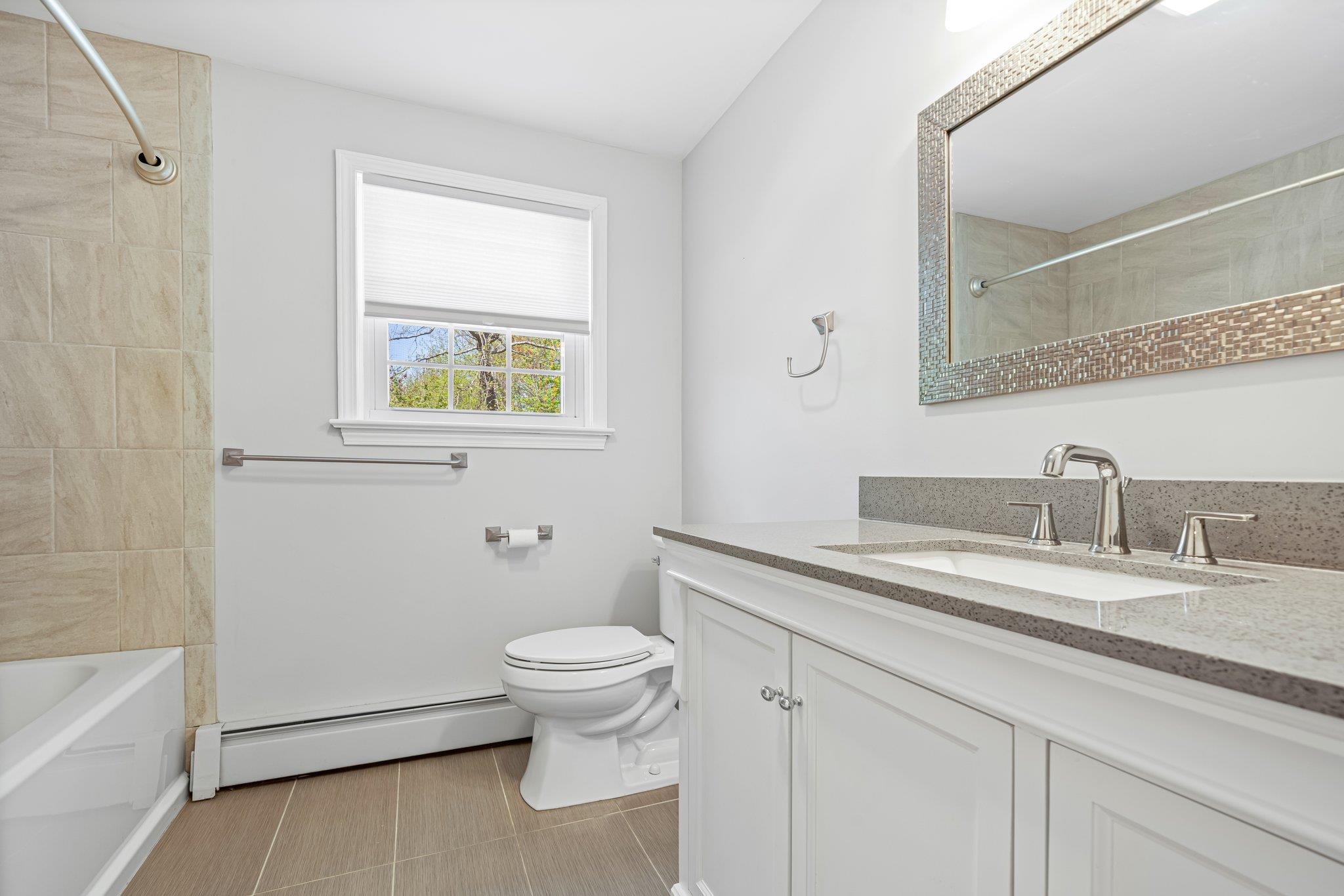 50 Lansdown Street Manchester, NH 03103 - Photo 10 of 58