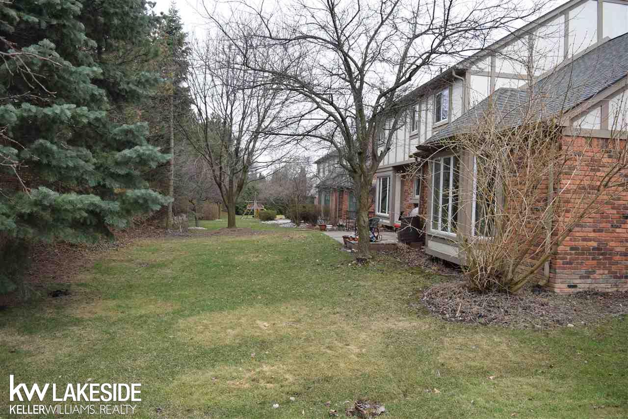 3199 Salem Drive Rochester, MI 48306 - Photo 64 of 64 31315844-63.JPG