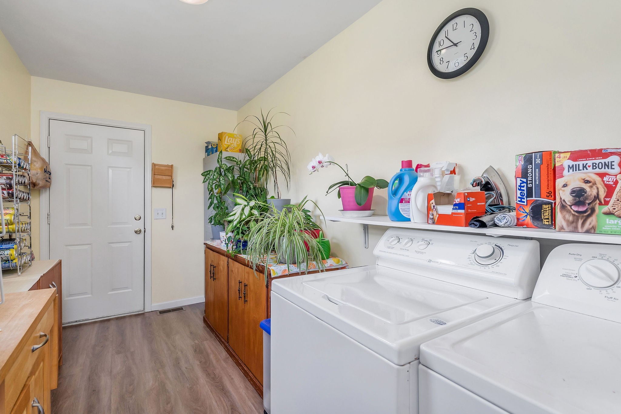 1565 Canada Flatt Road Cookeville, TN 38506 - Photo 16 of 28 a utility room with dryer and washer