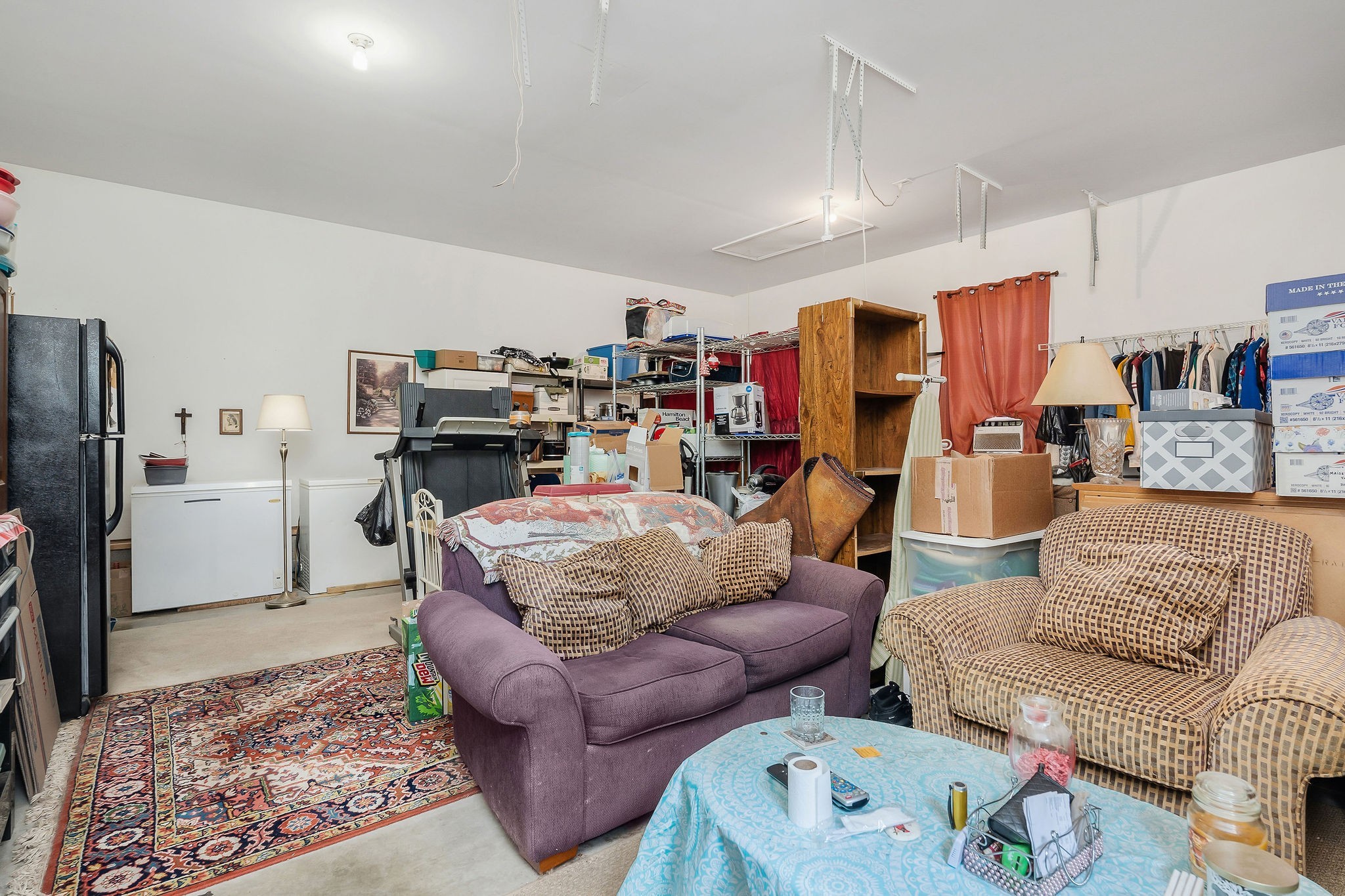 1565 Canada Flatt Road Cookeville, TN 38506 - Photo 18 of 28 a living room with furniture and a flat screen tv