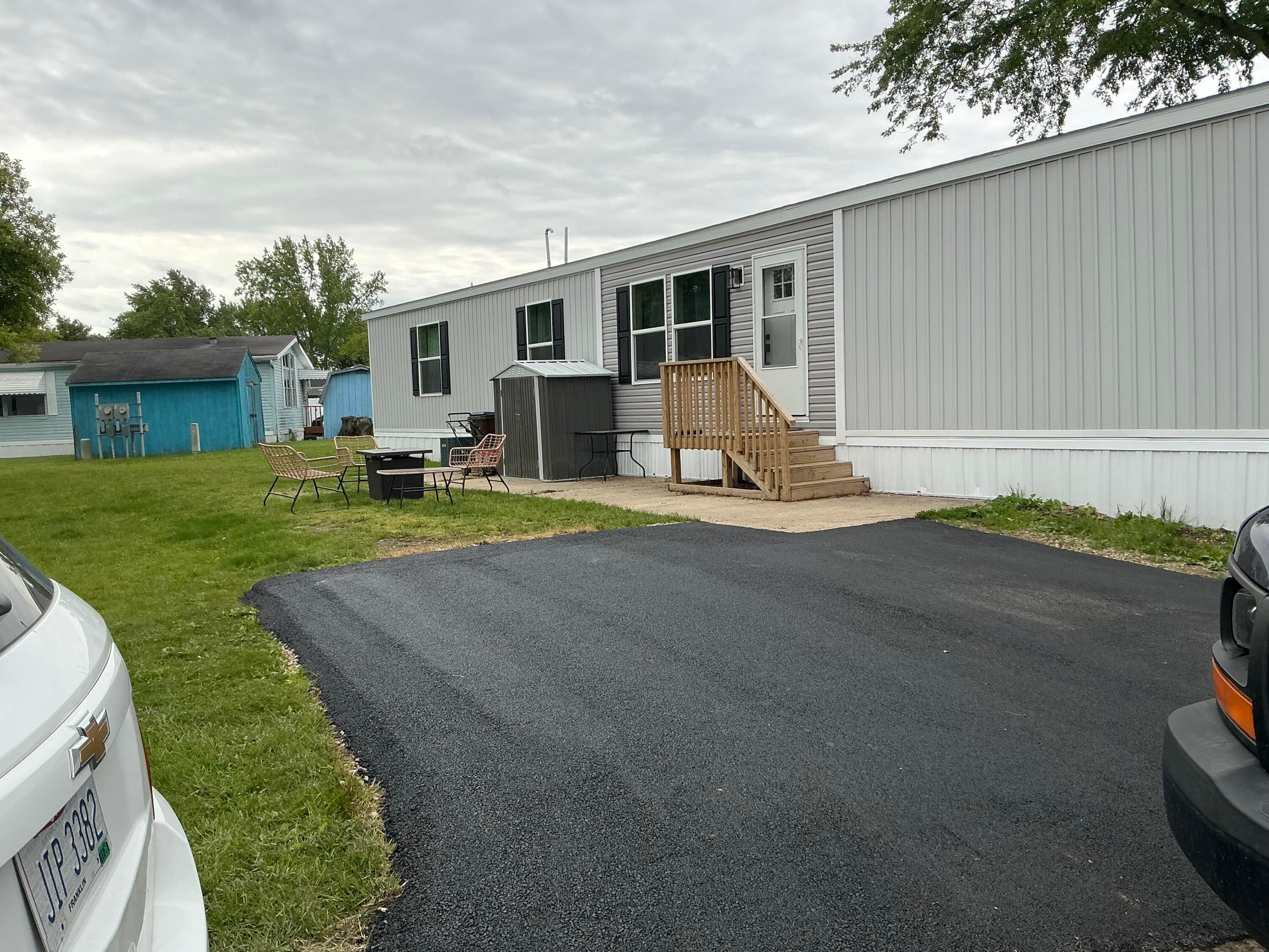 8565 Smith-Calhoun Road, Unit 22 Plain City, OH 43064 - Photo 2 of 18 IMG_1695