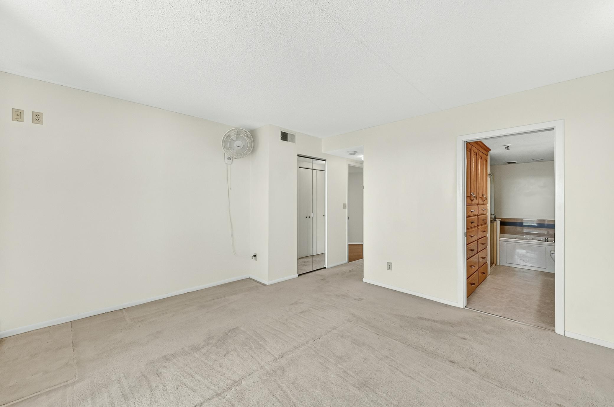 600 4th Street Southwest, Unit 402 Rochester, MN 55902 - Photo 5 of 28