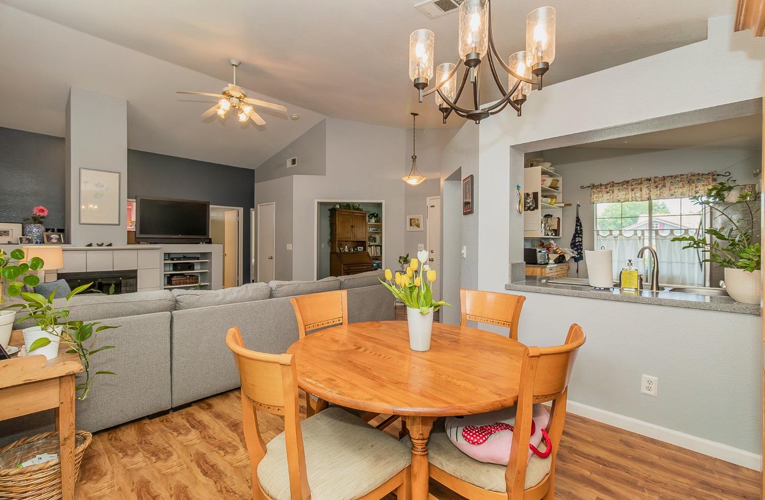 2831 Purvis Avenue Clovis, CA 93611 - Photo 8 of 26 a view of a dining room with furniture