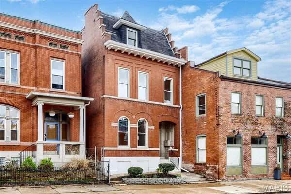 $539,000 | 1936 Arsenal Street, St. Louis, MO 63118