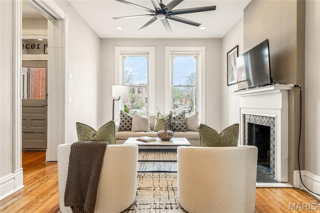 1936 Arsenal Street St. Louis, MO 63118 - Photo 5 of 34