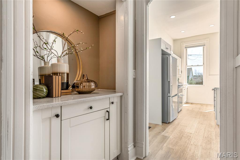 1936 Arsenal Street St. Louis, MO 63118 - Photo 9 of 34