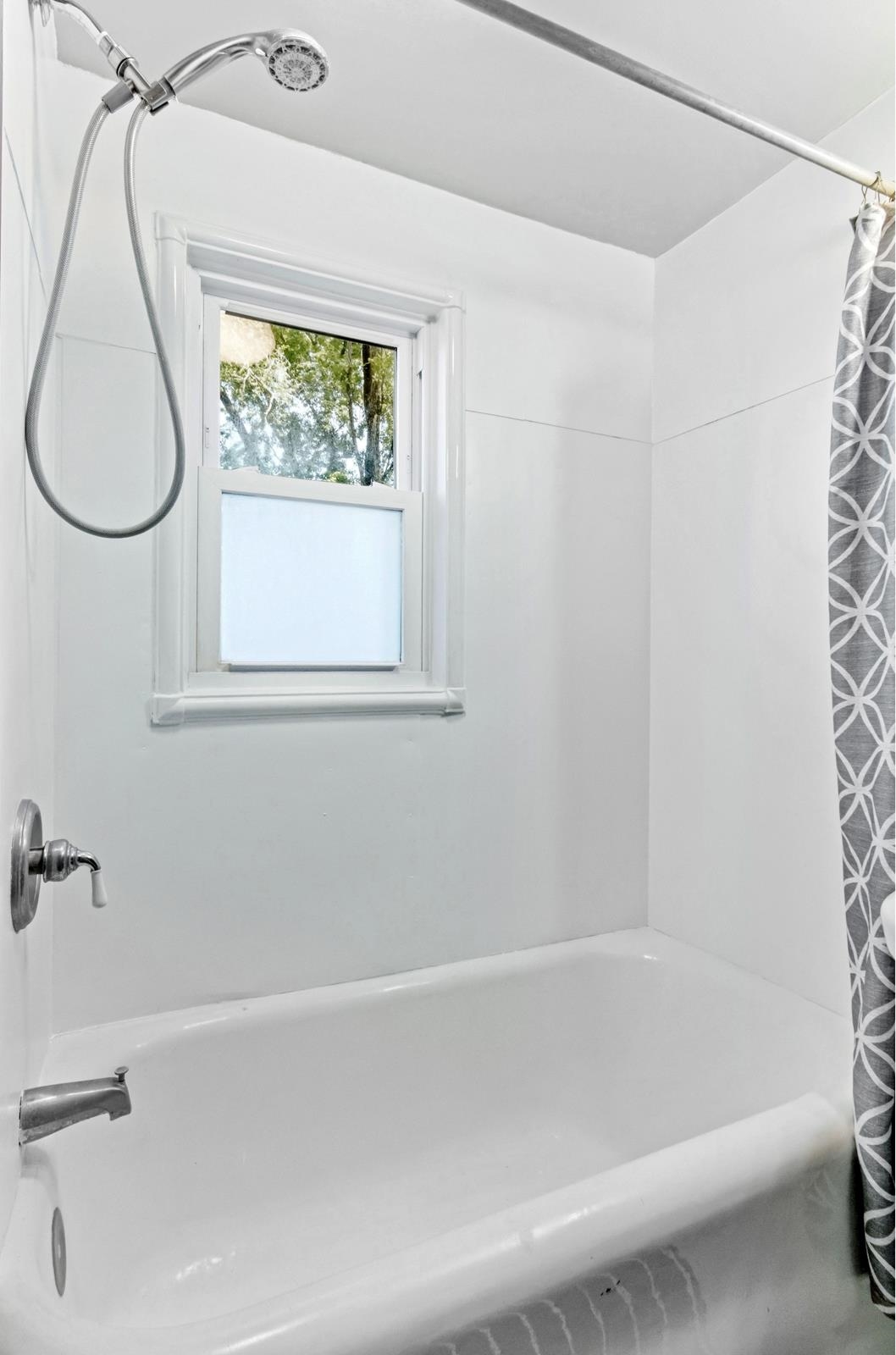 4711 Camden Road Madison, WI 53716 - Photo 32 of 39