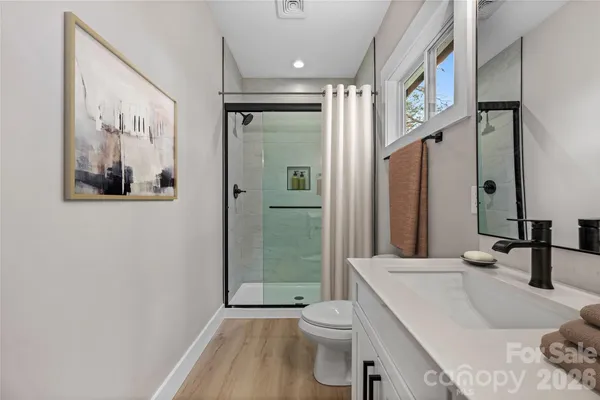 $519,900 | 459 Waters Road, Hendersonville, NC 28792