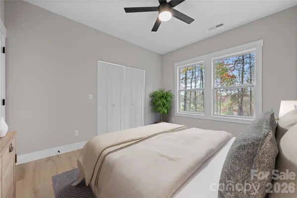 $519,900 | 459 Waters Road, Hendersonville, NC 28792