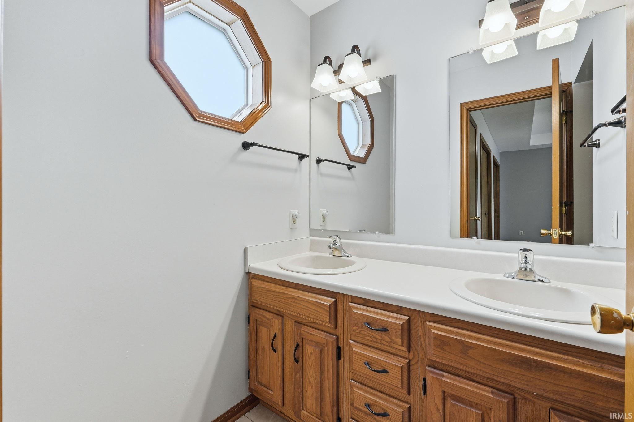 631 Autumn Ridge Lane Fort Wayne, IN 46804 - Photo 18 of 33