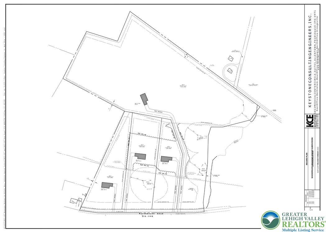 340 Wassergass Road Hellertown, PA 18055 - Photo 5 of 5 a black and white photo of a room