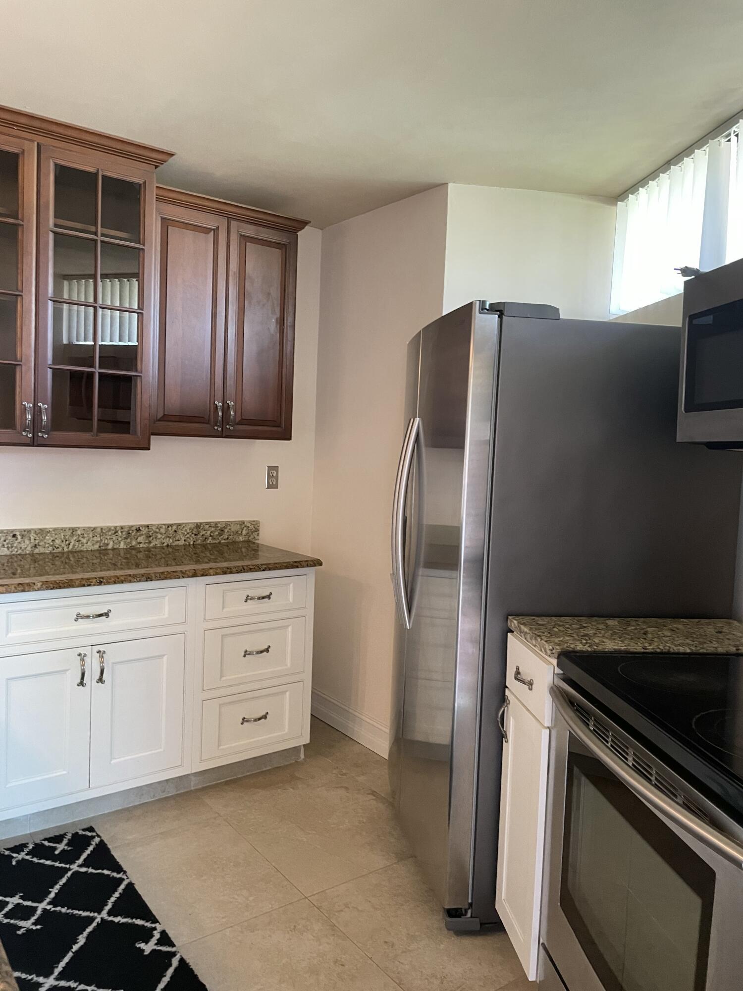 22976 Oxford Place Boca Raton, FL 33433 - Photo 13 of 54 55AD052D-A0DE-401F-BF4B-E87F8429DDC4