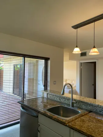 $2,350 | 22976 Oxford Place, Boca Raton, FL 33433
