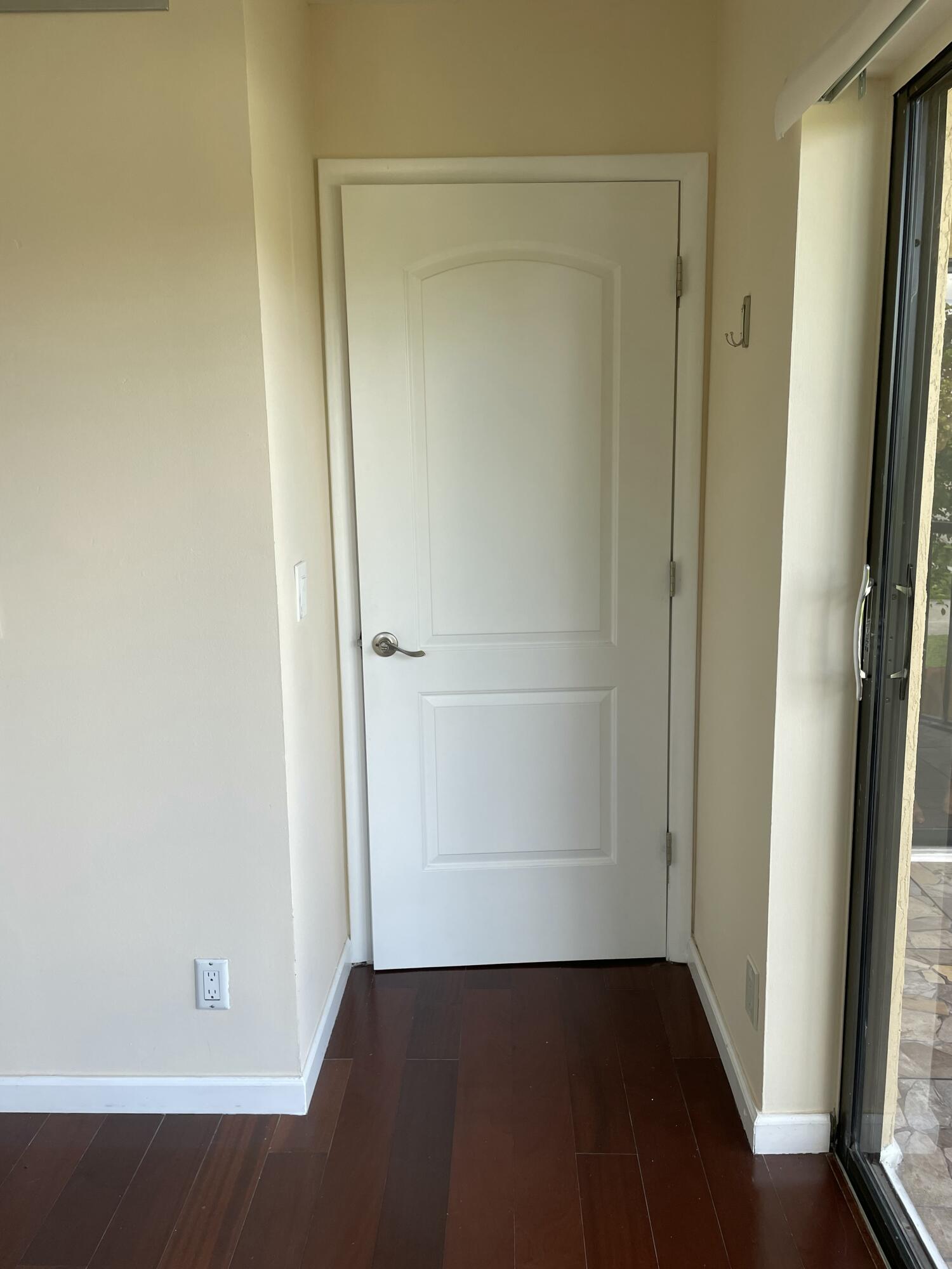 22976 Oxford Place Boca Raton, FL 33433 - Photo 29 of 54 E38B7CCB-478A-4DB7-AD10-33624CF17C43