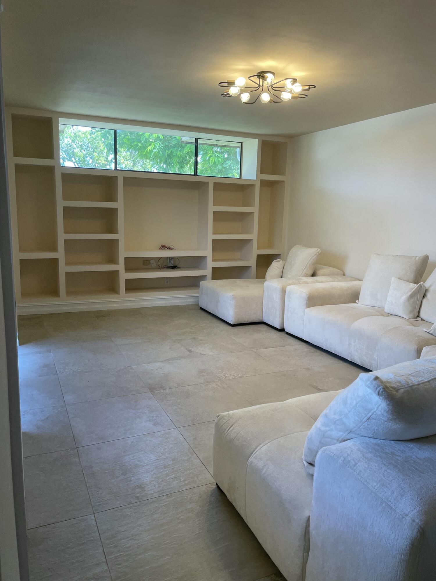 22976 Oxford Place Boca Raton, FL 33433 - Photo 3 of 54 F355A464-B198-45E2-BA04-6BBD55ECAA14