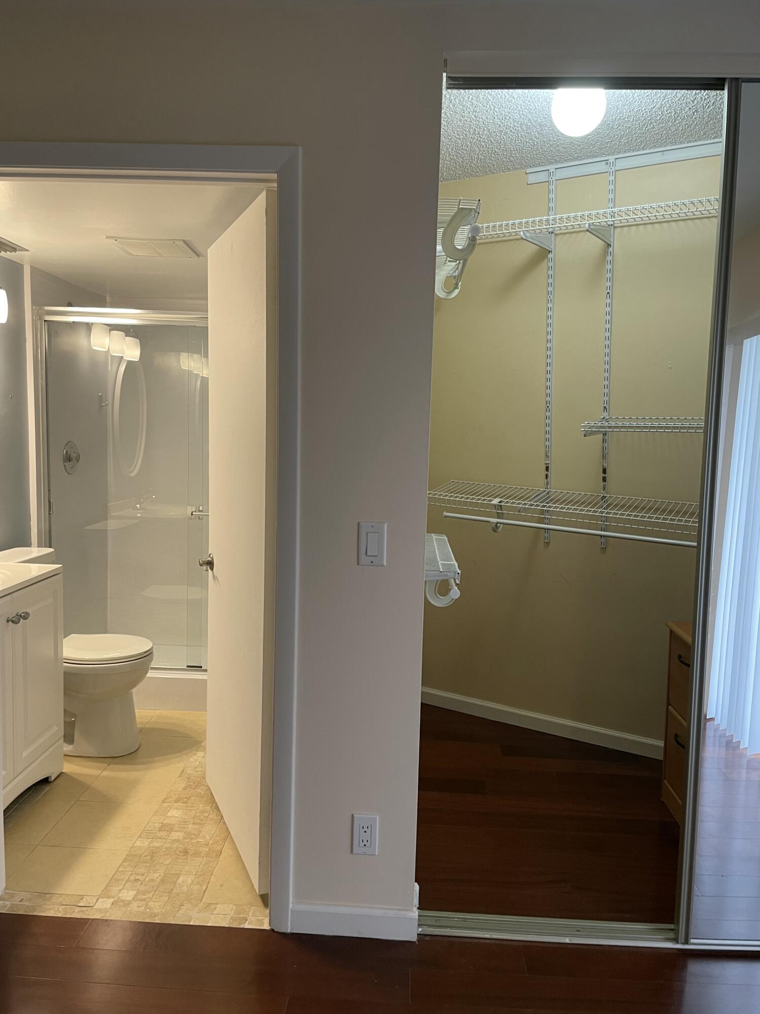 22976 Oxford Place Boca Raton, FL 33433 - Photo 46 of 54 ADCE7021-2EBF-4F83-9C3D-4BD8C4E4EBA5