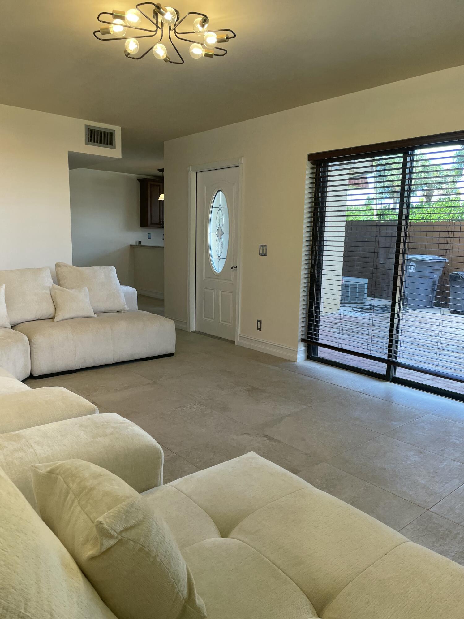 22976 Oxford Place Boca Raton, FL 33433 - Photo 9 of 54 D278D7DA-68F6-46A5-9C49-8218808BE07D