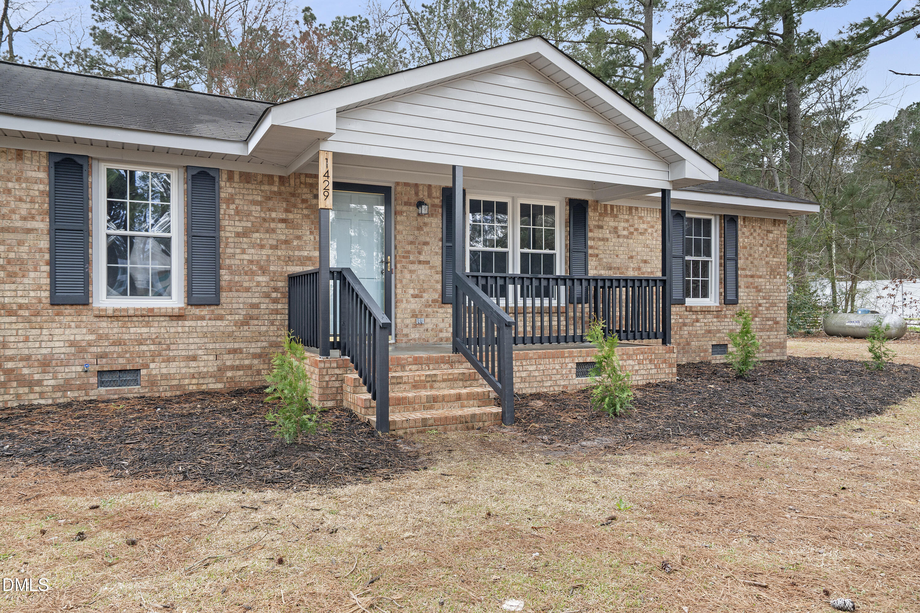 1429 Pocosin Road Winterville, NC 28590 - Photo 3 of 43 DSC08963