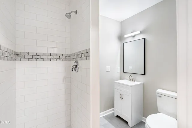 $299,900 | 1429 Pocosin Road, Winterville, NC 28590