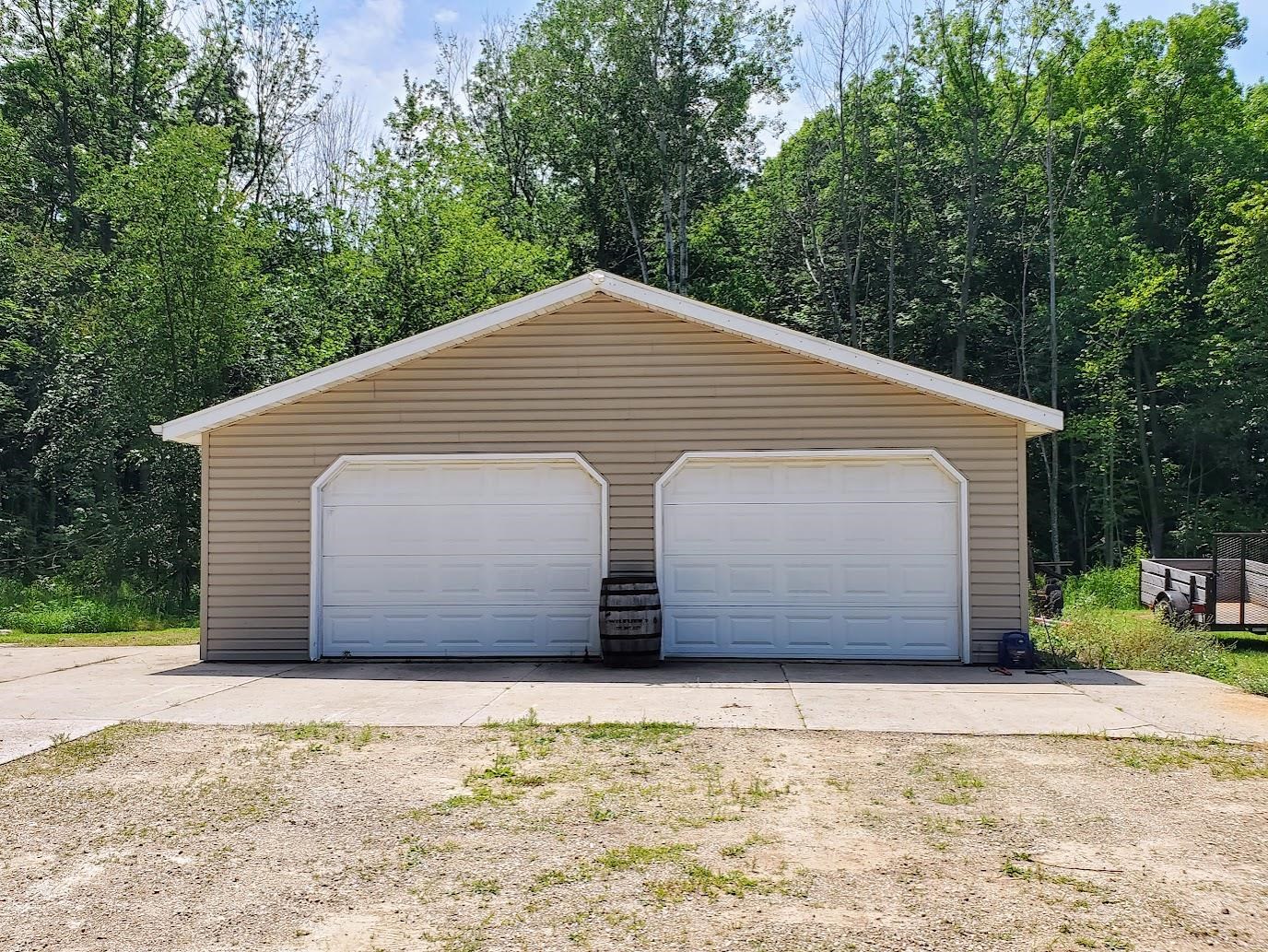 W8297 County Rd I Clintonville, WI 54929 - Photo 3 of 50