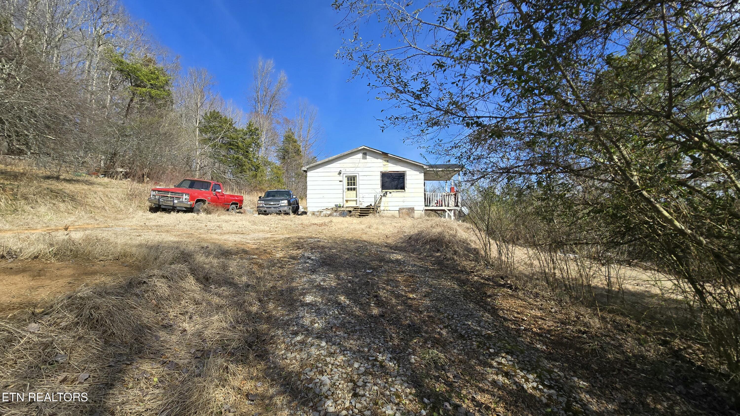 454 Braden Chapel Road Speedwell, TN 37870 - Photo 6 of 16 tempImageha0N5A
