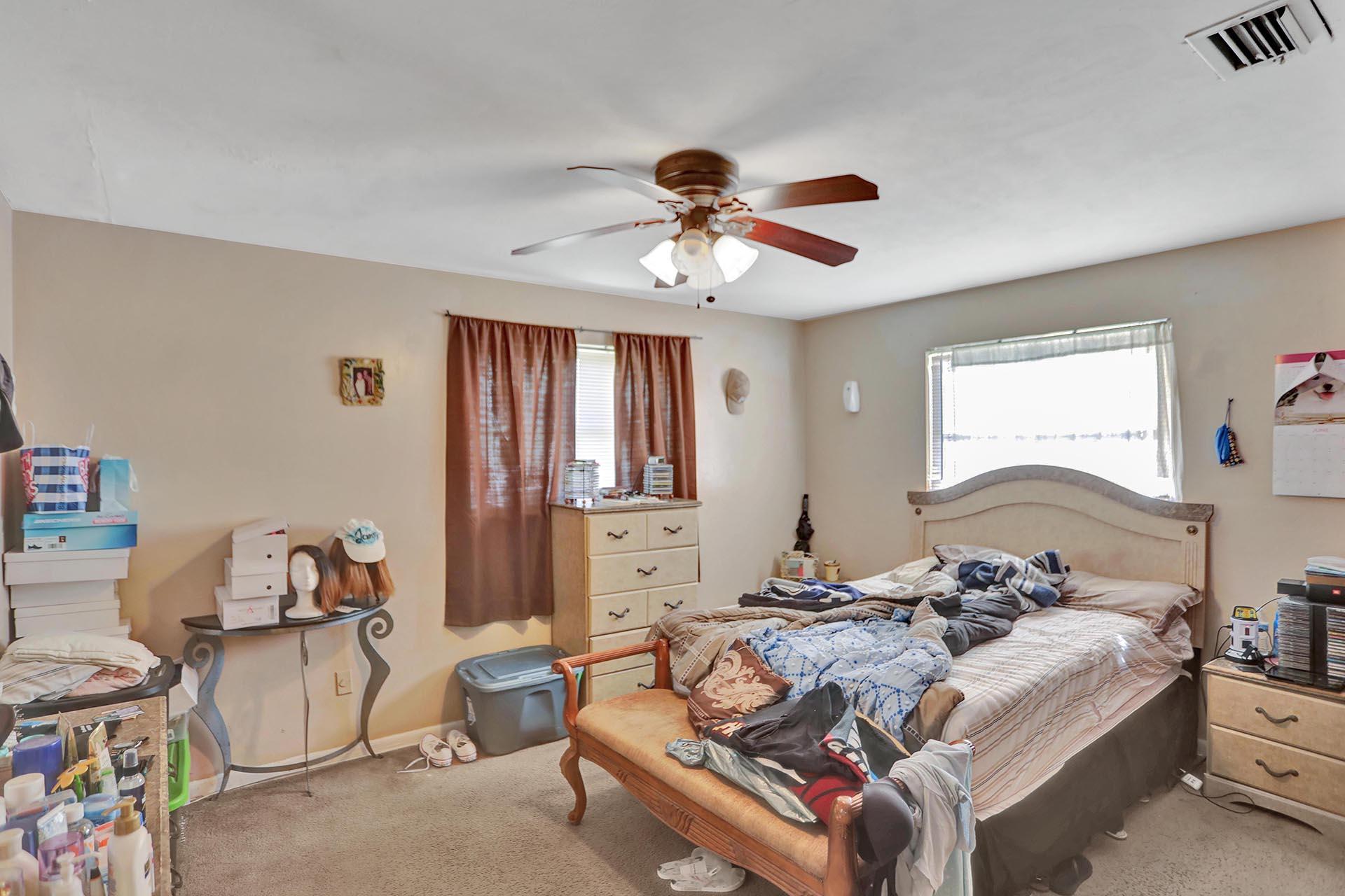 591 Silver Beach Road Riviera Beach, FL 33403 - Photo 14 of 29 G87A4105