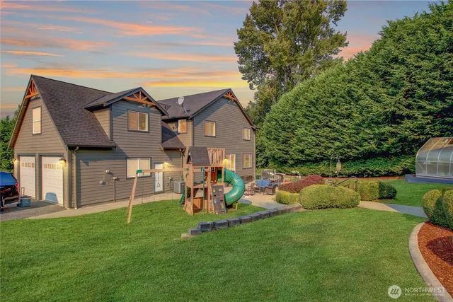 $1,220,000 | 16929 Maplewood Lane, Bow, WA 98232