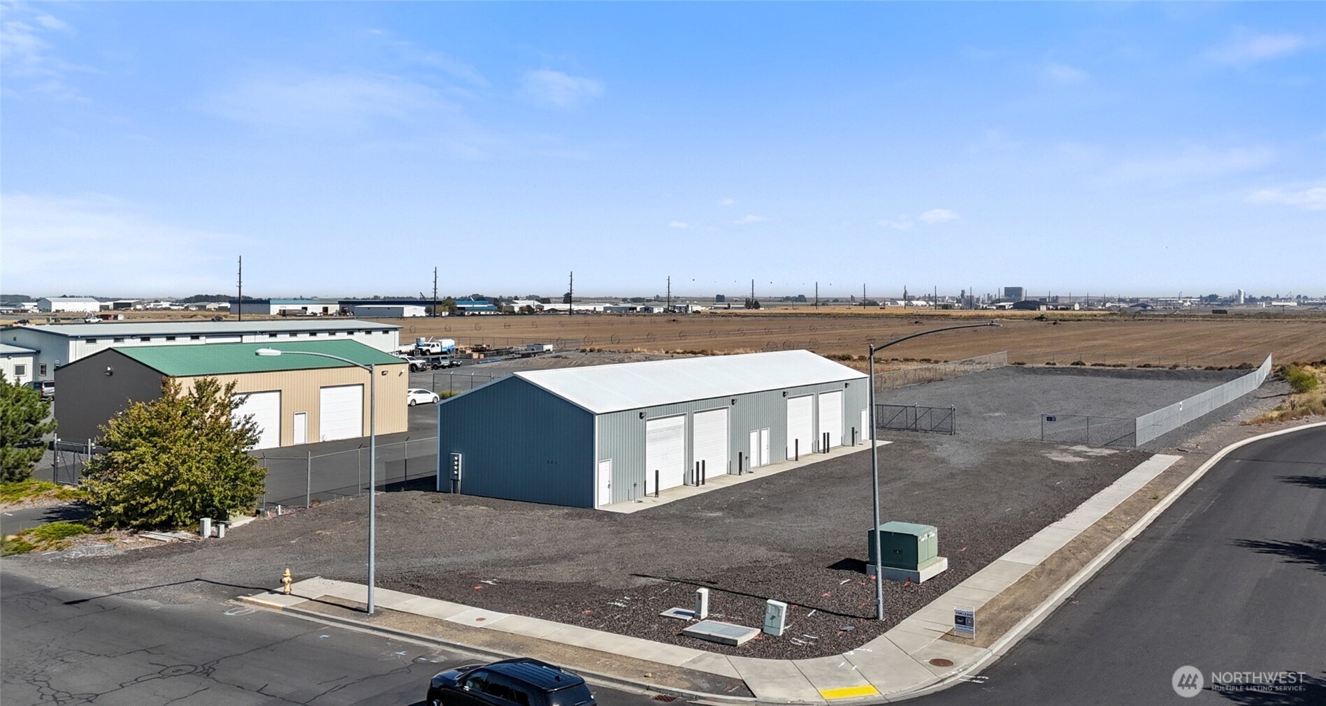 221 South Hamilton Road Moses Lake, WA 98837 - Photo 2 of 22 Gallery Image 2