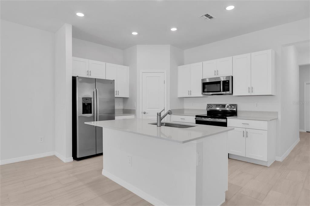 10881 Molasses Way New Port Richey, FL 34655 - Photo 12 of 43