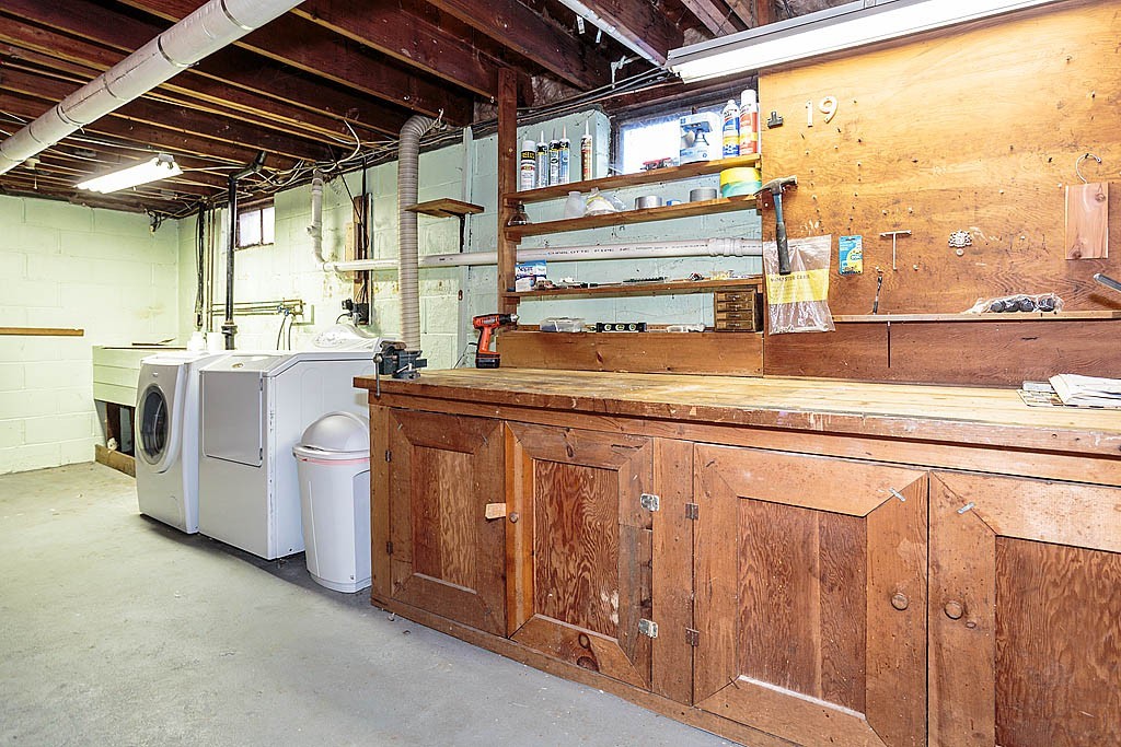 19 Arbor Road Chelmsford, MA 01863 - Photo 15 of 23