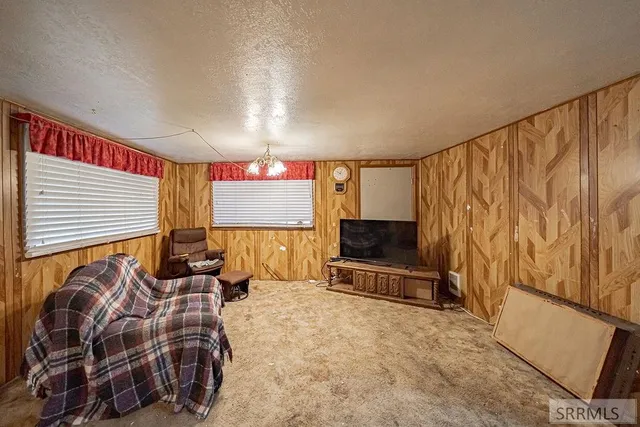 $285,000 | 64 Siler Road, Pocatello, ID 83202