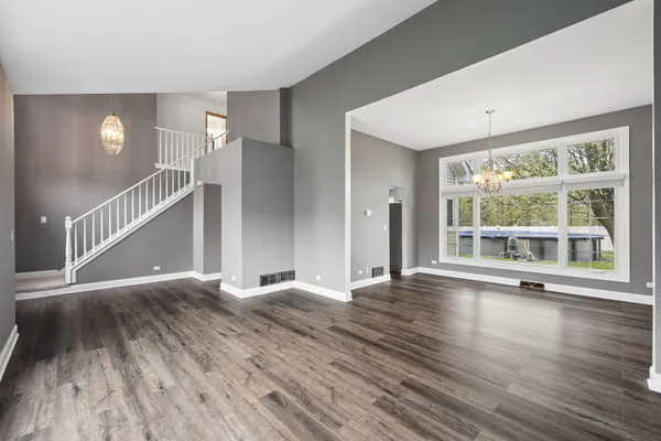 $450,000 | 740 Countryside Drive, Bolingbrook, IL 60490