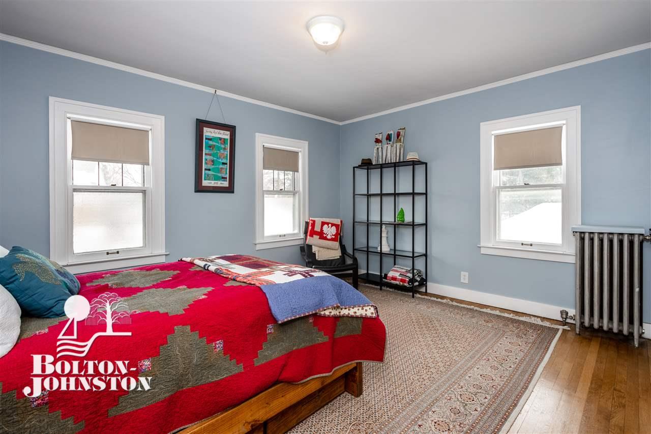 580-582 Neff Road Grosse Pointe, MI 48230 - Photo 20 of 68 2nd Floor Bedroom