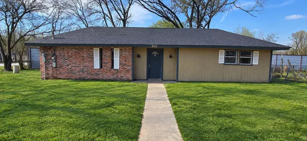 $1,200 | 206 Raymac Street, Unit 3, Houston, TX 77037