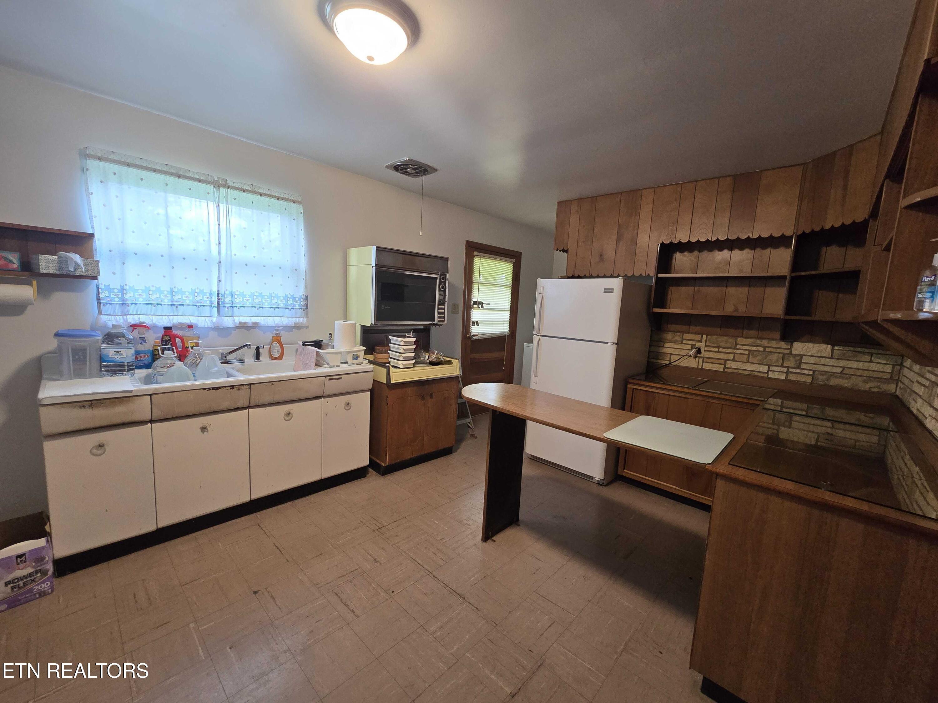 382 Meadow Branch Road Bean Station, TN 37708 - Photo 3 of 8 1000016121