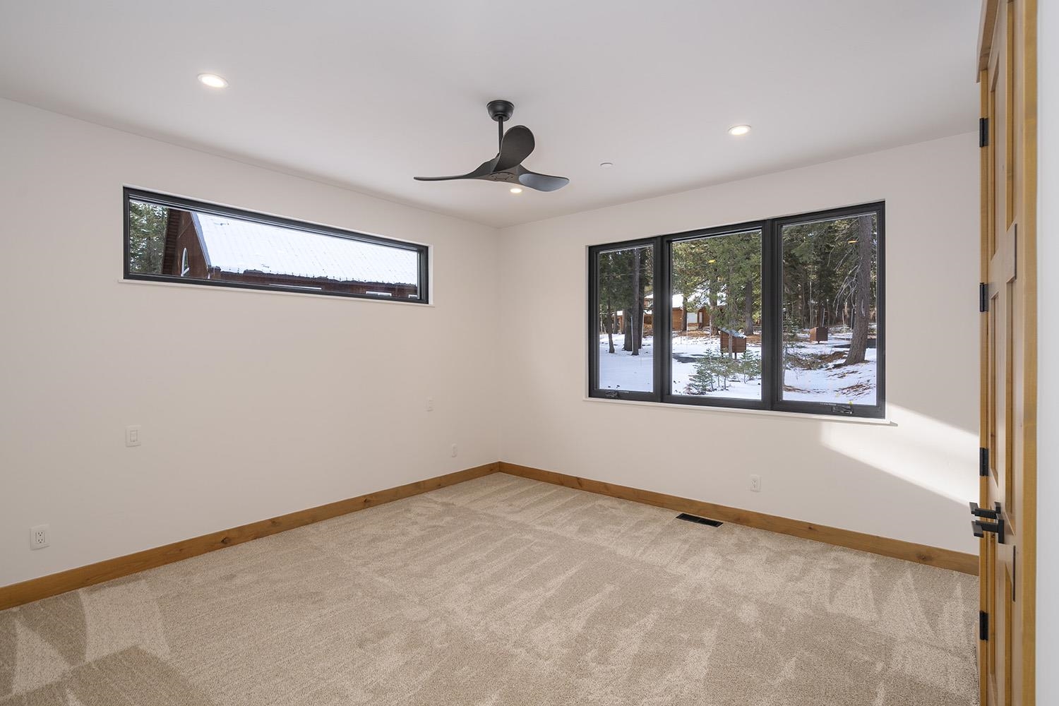 14771 Tyrol Road Truckee, CA 96161 - Photo 20 of 28 Gallery Image 20