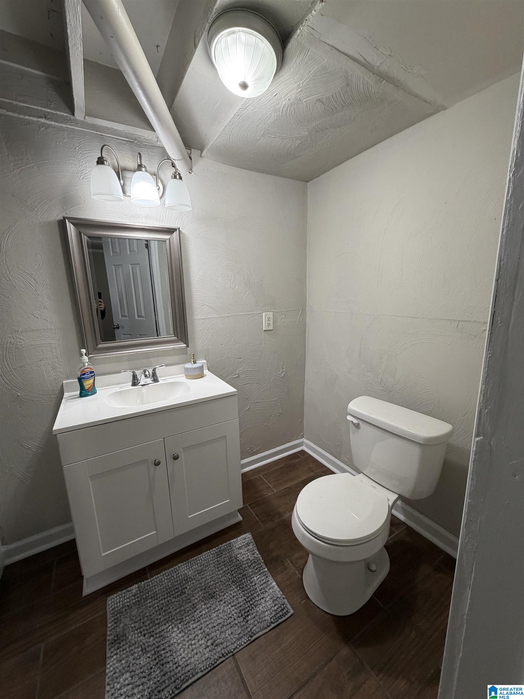 700 Thomas Road Warrior, AL 35180 - Photo 26 of 33