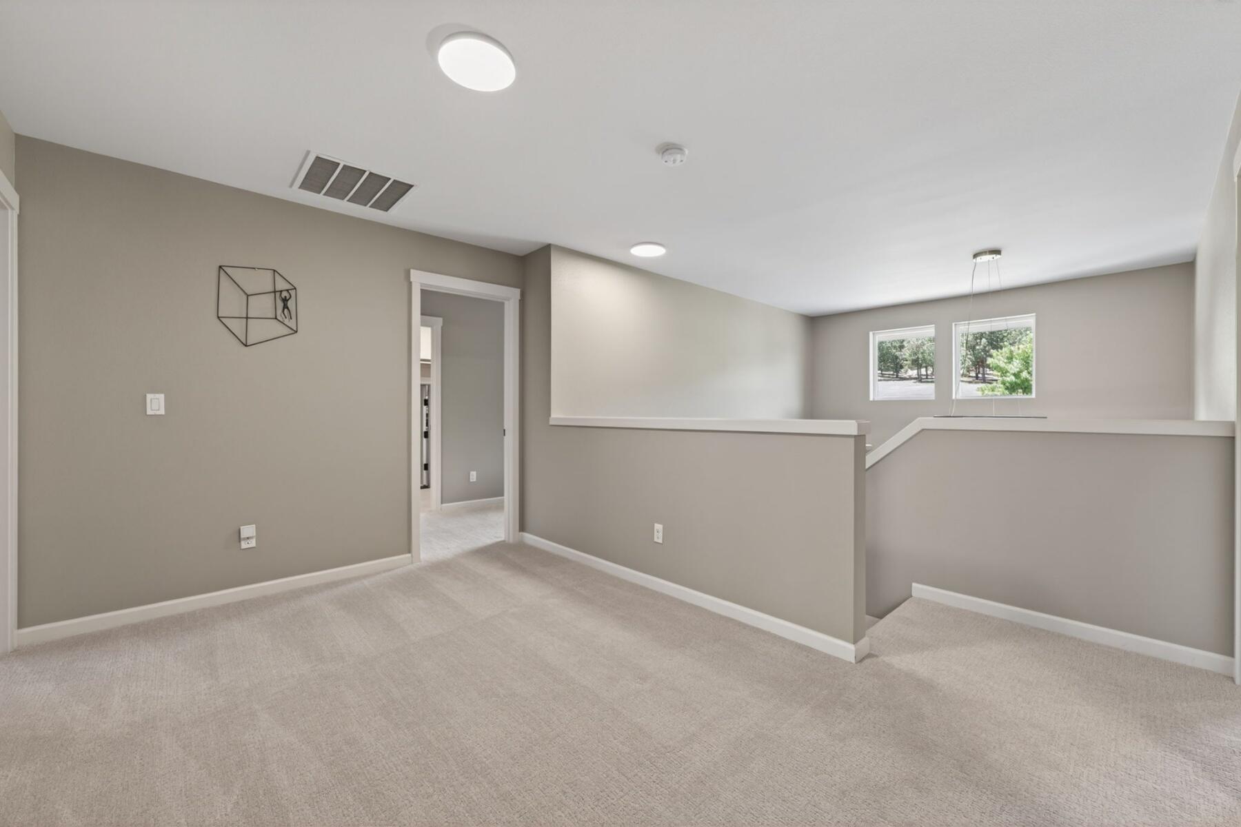 2269 Northwest Putnam Road Bend, OR 97703 - Photo 34 of 57