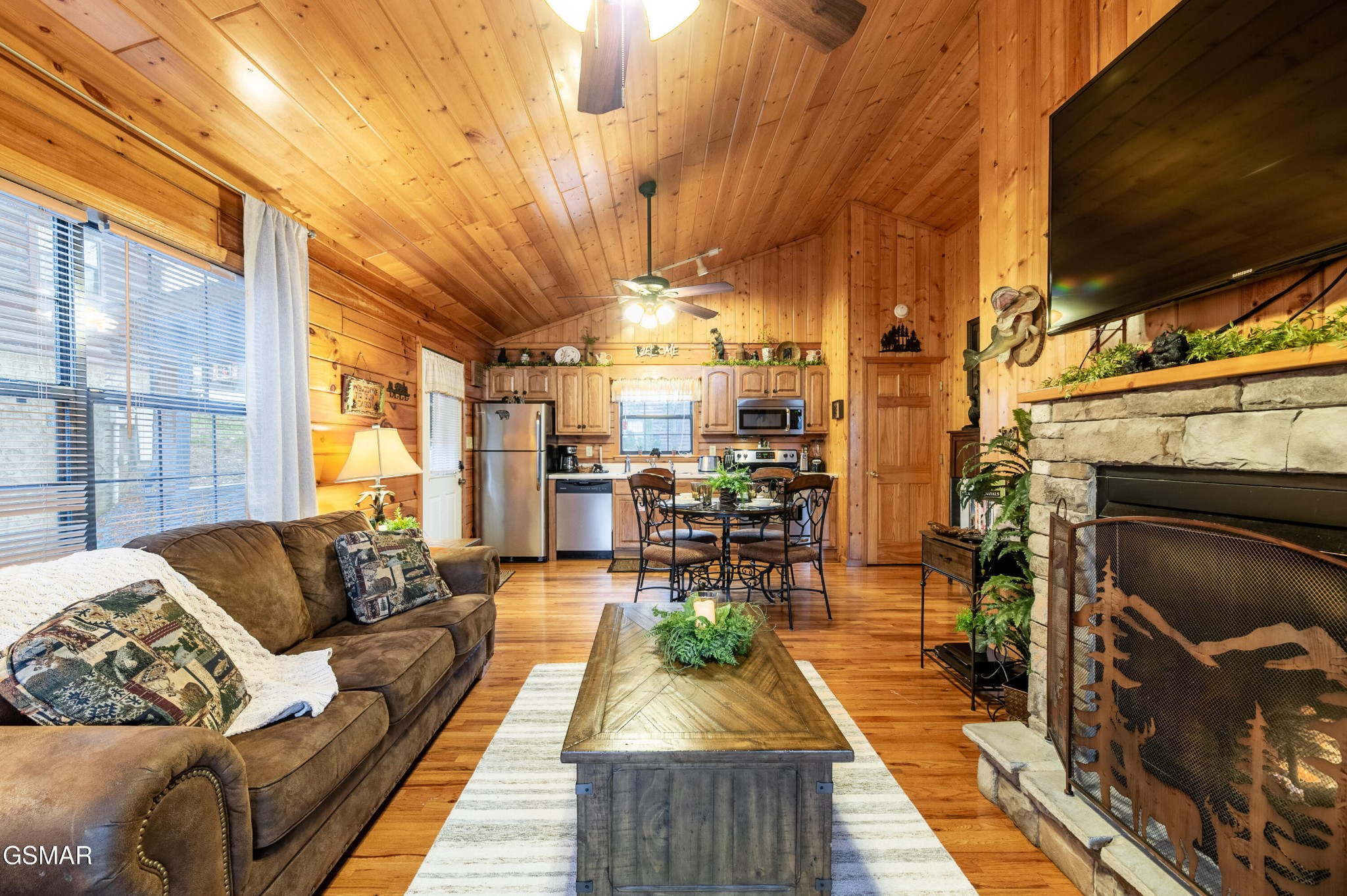 2210 Hawks Point Way Sevierville, TN 37862 - Photo 11 of 24 Gallery Image 11