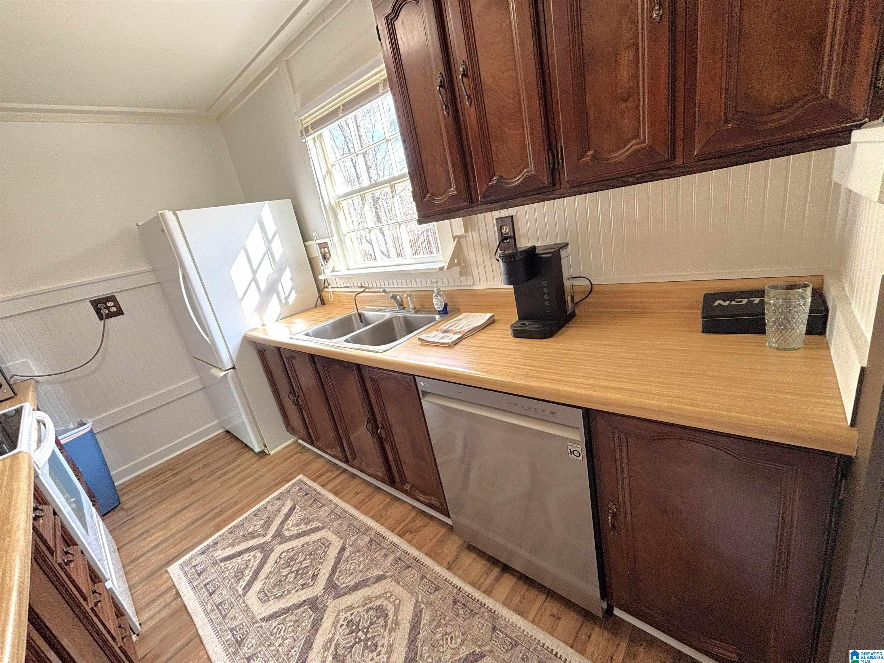 930 Isbell Road Odenville, AL 35120 - Photo 10 of 40
