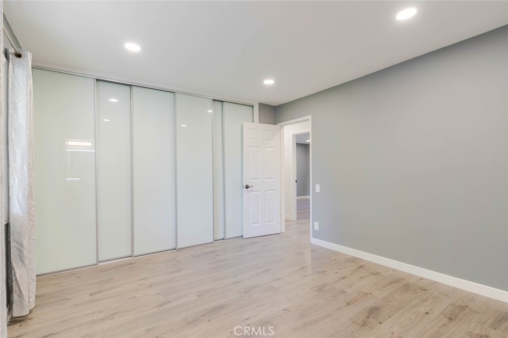 18301 Minnehaha Street Porter Ranch, CA 91326 - Photo 16 of 32 a view of an empty room