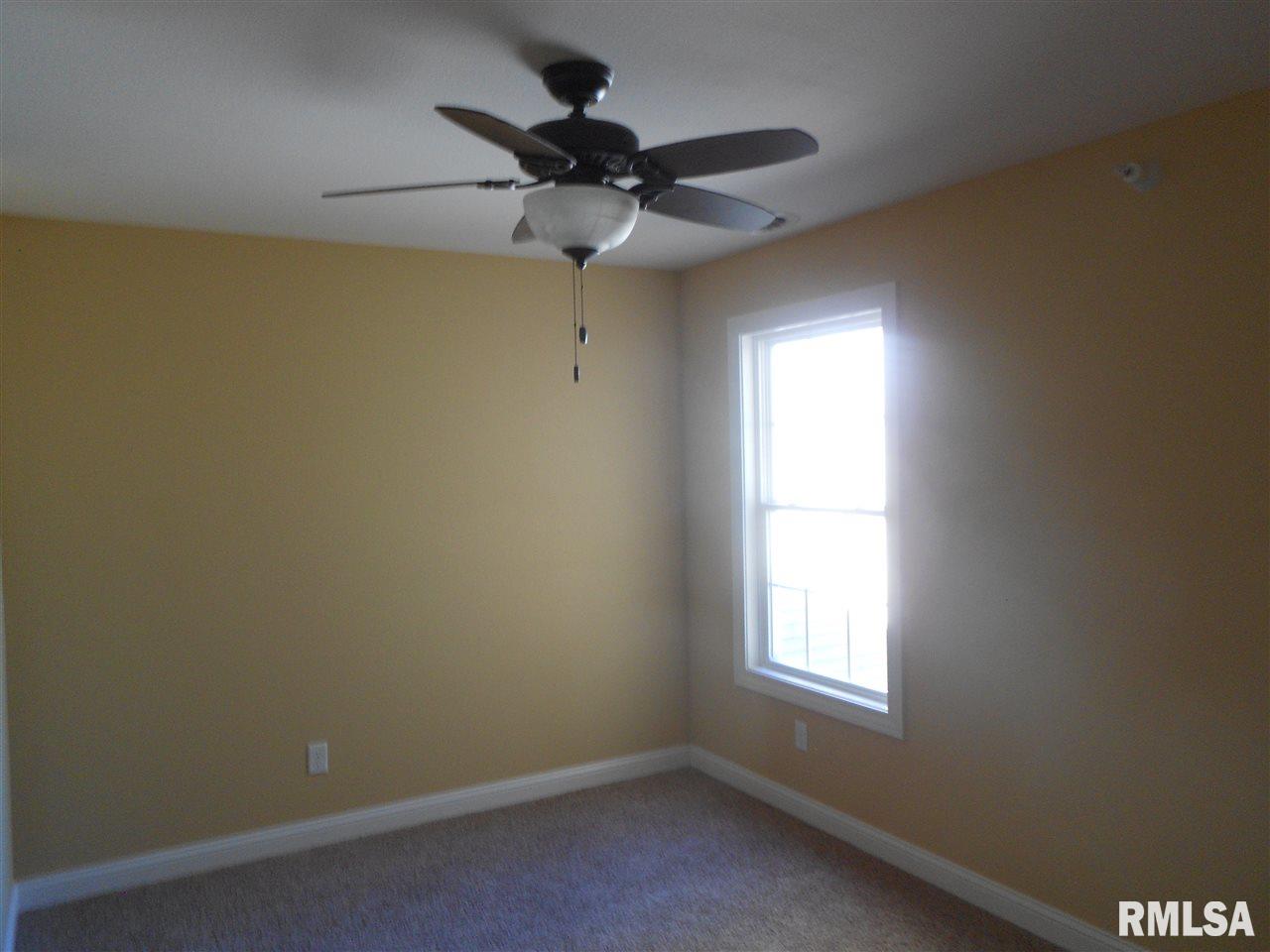 1007 Mallard Way Washington, IL 61571 - Photo 5 of 9