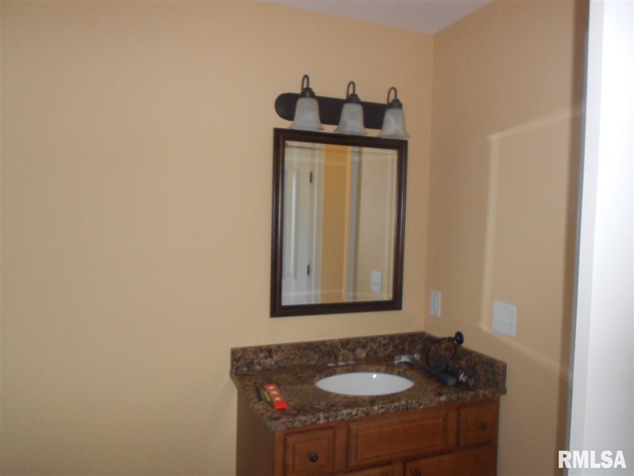 1007 Mallard Way Washington, IL 61571 - Photo 6 of 9