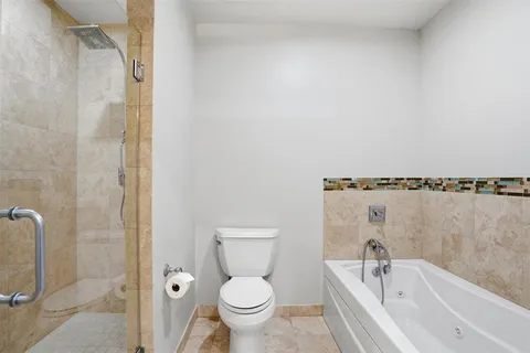 $595,000 | 500 Throckmorton Street, Unit 1605, Fort Worth, TX 76102