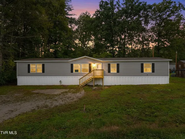 $225,900 | 308 Mill Road, Wartburg, TN 37887