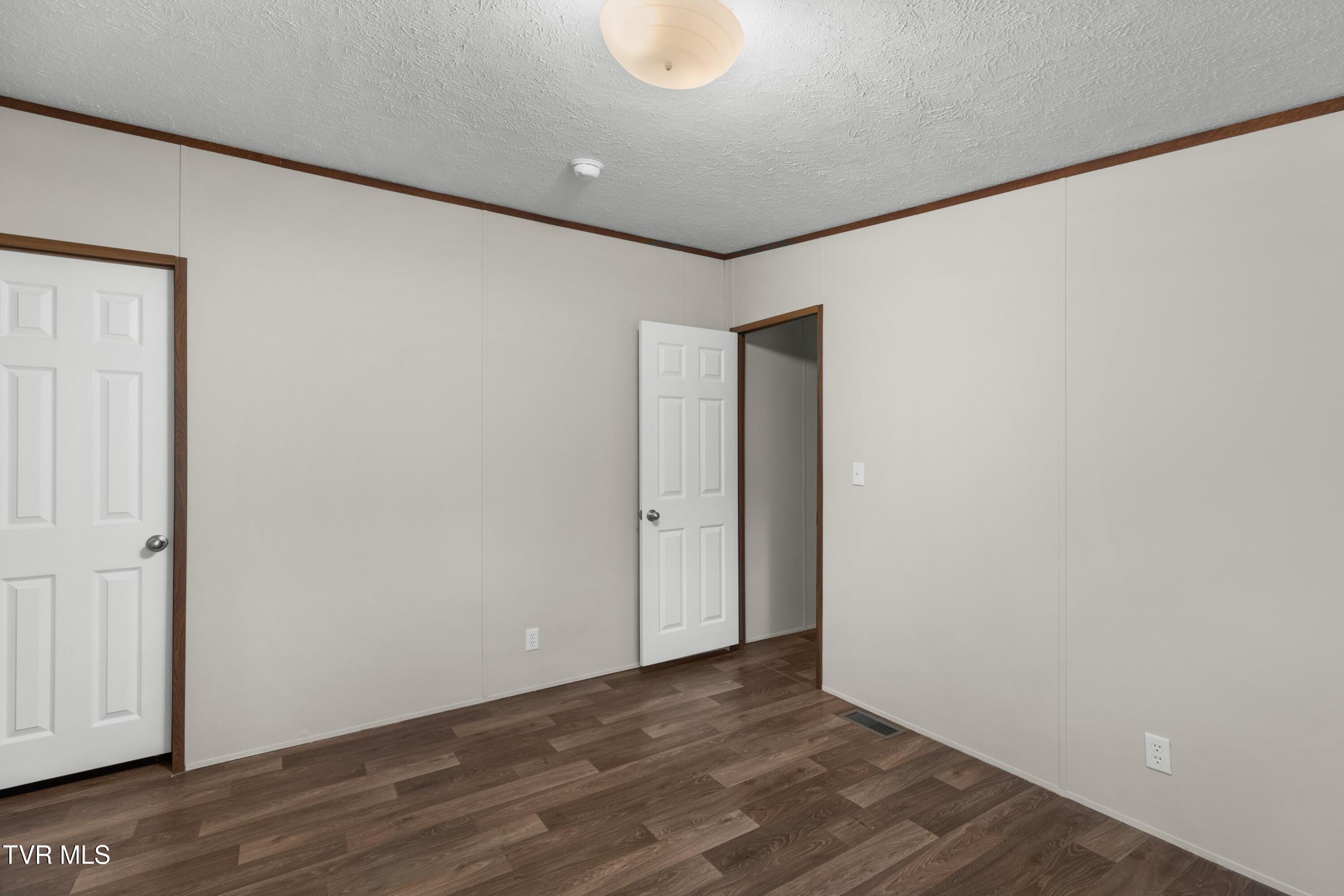 308 Mill Road Wartburg, TN 37887 - Photo 18 of 34 018-308MillRoad-Wartburg-TN-37887-SMALL