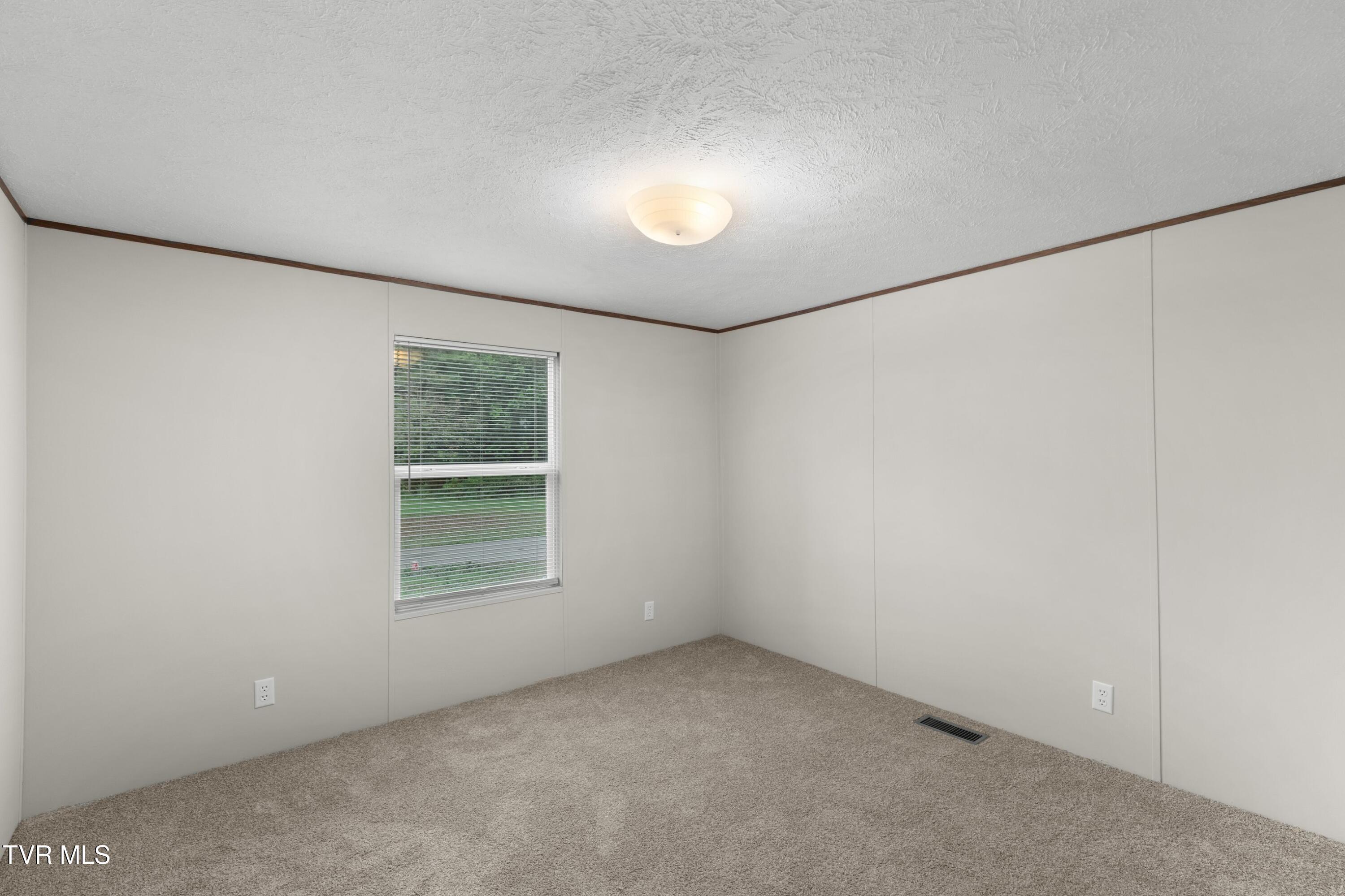 308 Mill Road Wartburg, TN 37887 - Photo 22 of 34 022-308MillRoad-Wartburg-TN-37887-SMALL