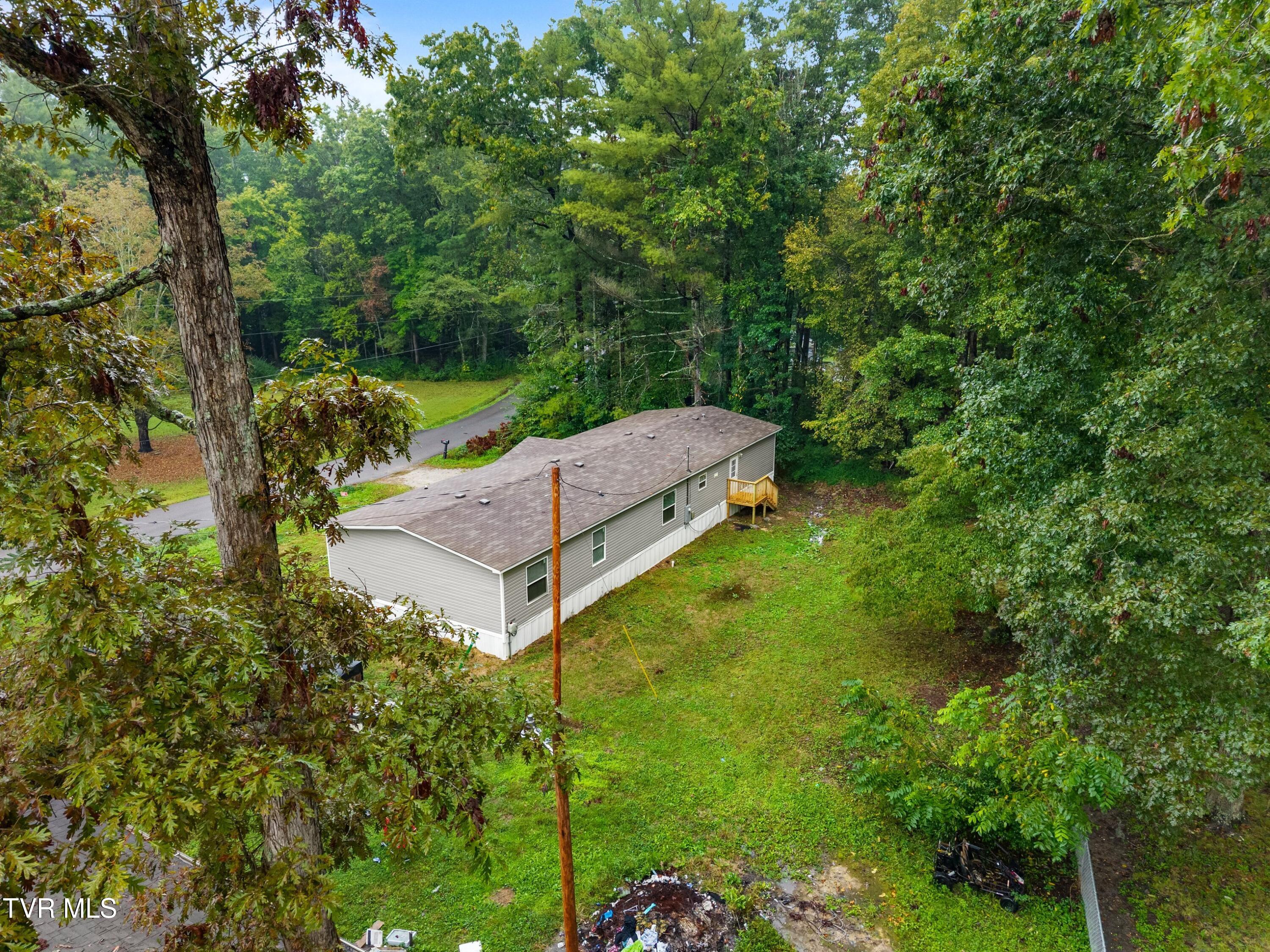308 Mill Road Wartburg, TN 37887 - Photo 31 of 34 031-308MillRoad-Wartburg-TN-37887-SMALL