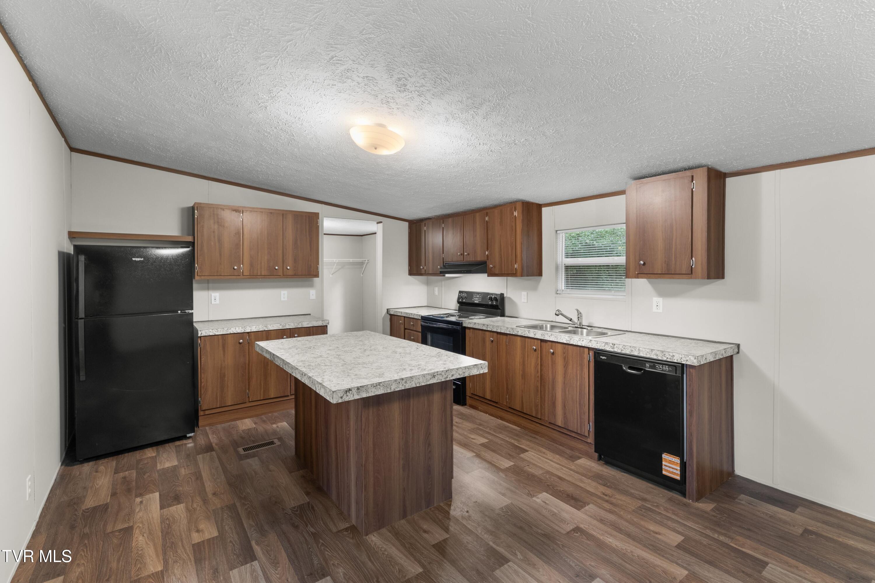 308 Mill Road Wartburg, TN 37887 - Photo 7 of 34 007-308MillRoad-Wartburg-TN-37887-SMALL